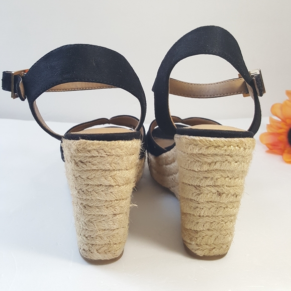 American Eagle Black Wedges - Picture 4 of 9